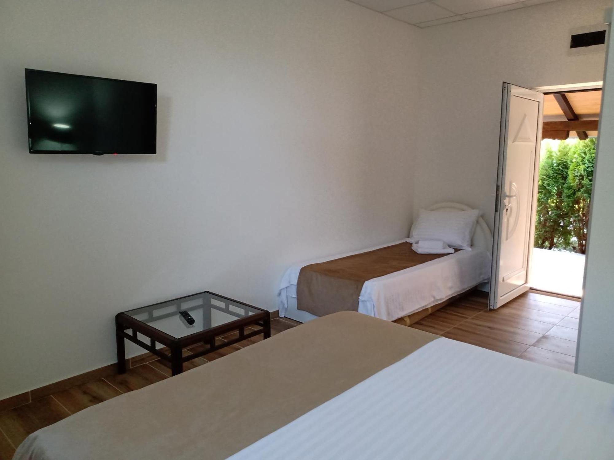 Moravska Obala - Prenociste I Restoran Apartment Velika Plana Luaran gambar